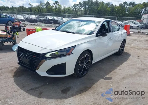 2024 Nissan Altima Sr Fwd из США, поврежденный, VIN 1N4BL4CV4RN381548